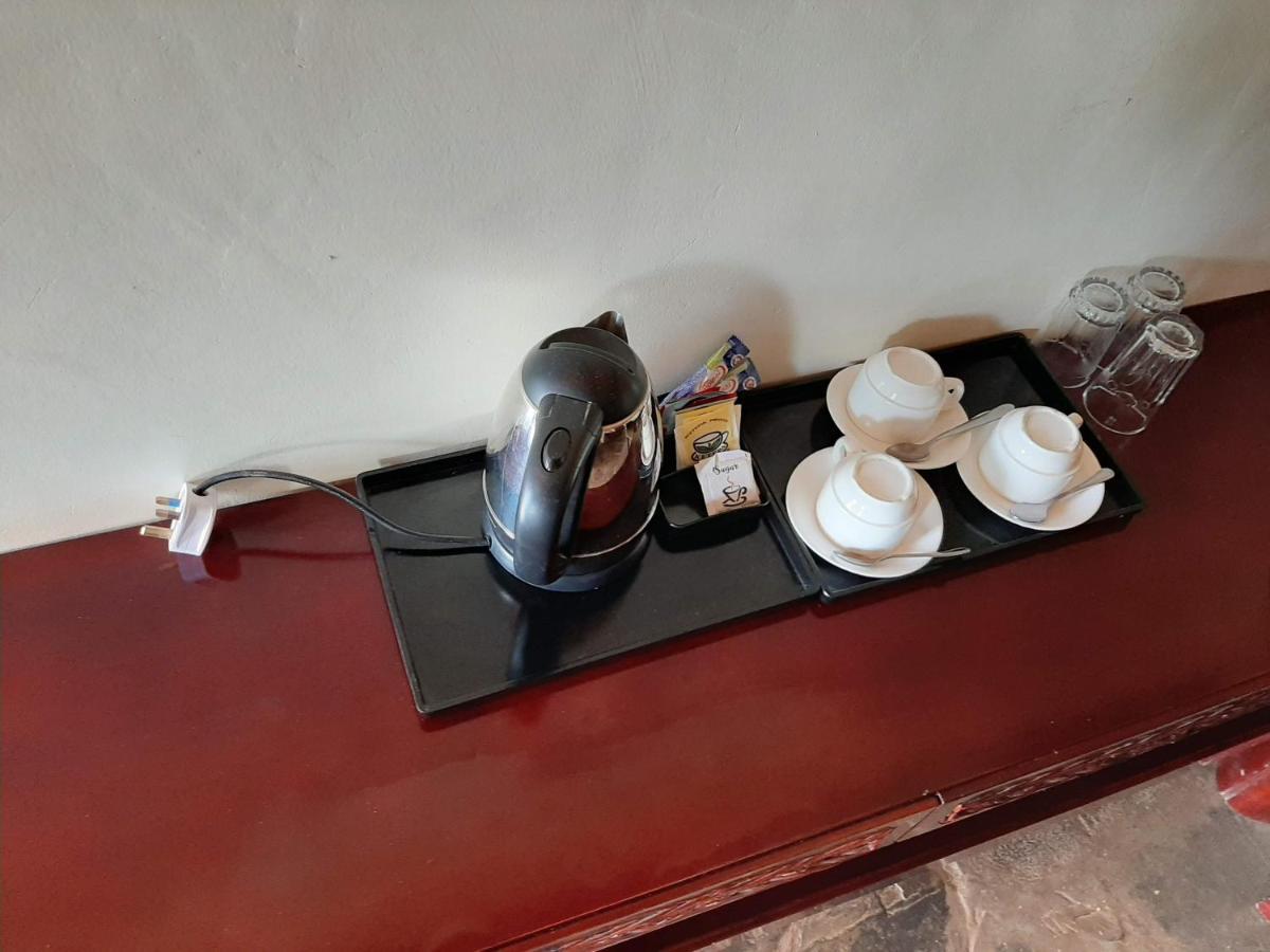 安博塞利aa旅舍酒店 外观 照片